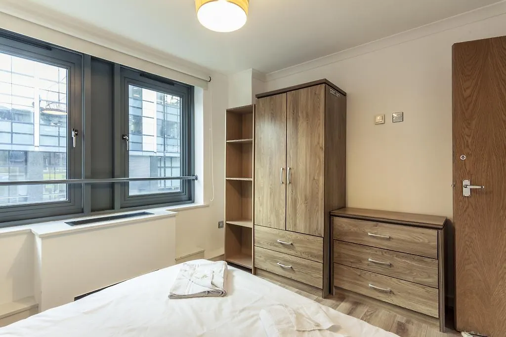 Liverpool Street Apartment By City Stay Aparts